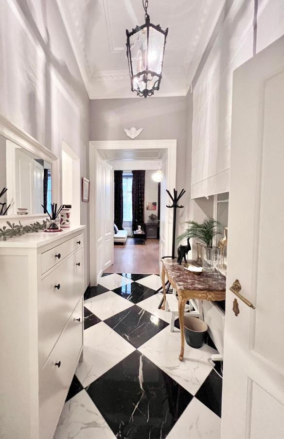 Central Dainty - Boutique Apartment In Zagreb City Centre Esterno foto